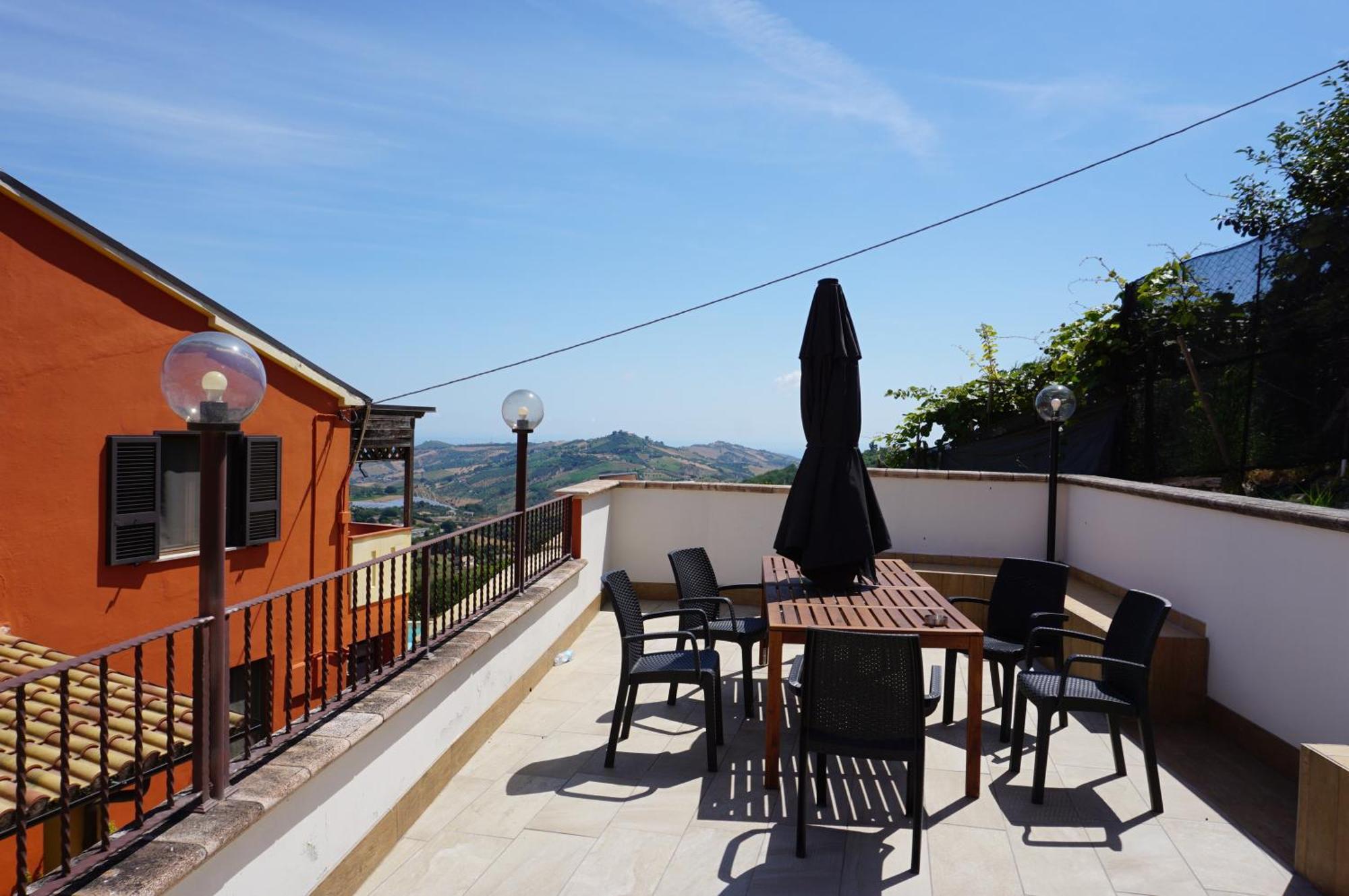 La Terrazza Motta Bed and breakfast